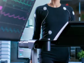 Exponent biomechanical engineers study human movement data in a UX lab setting