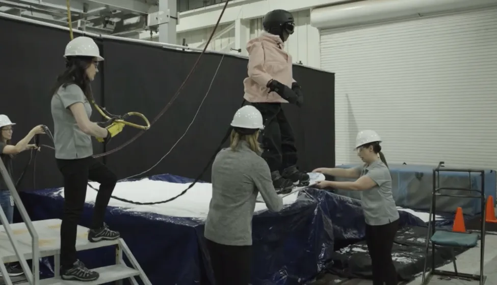 Impact snowboard dummy