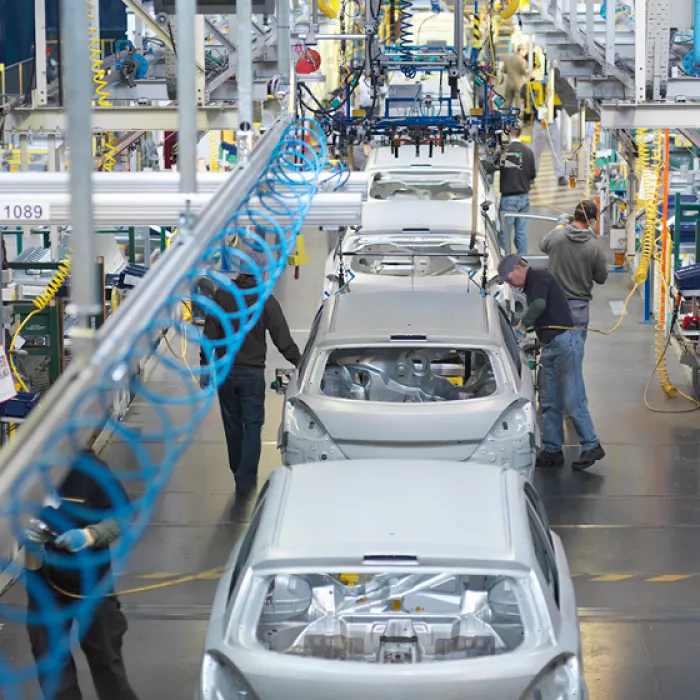 Electric Vehicle Evaluations-Production_car plant production line